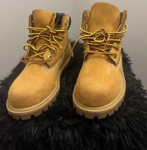 Timberland Kids Tan Boots with Yellow Laces